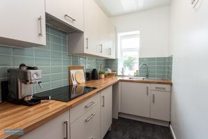 Kitchen- click for photo gallery